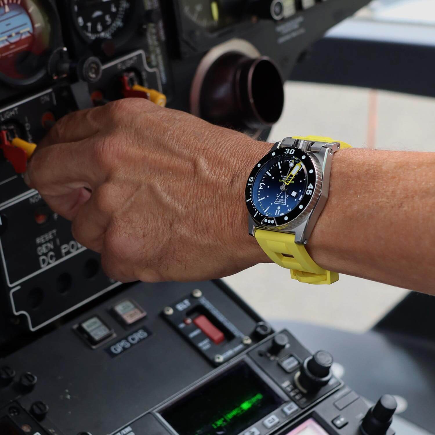 Watch-Men-Rubber-Strap-ZRC-Enlight3070 Watch-Men-Rubber-Strap-ZRC-Enlight3070