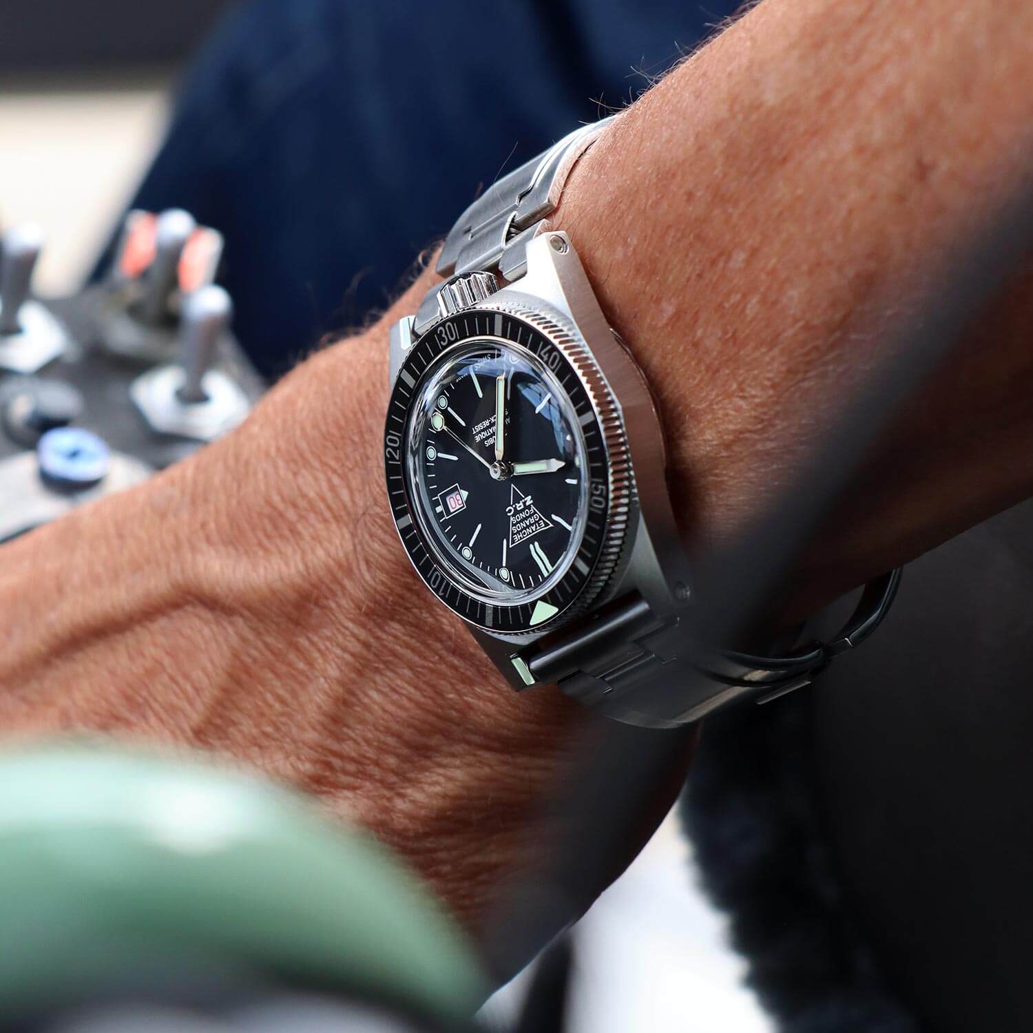 Man-Watch-Metal-Strap-ZRC-Enlight3071 Man-Watch-Metal-Strap-ZRC-Enlight3071